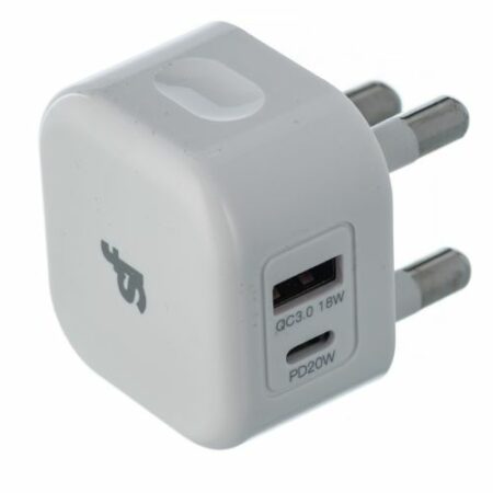 3 Pin Wall Charger With USB & Type C Port (3) 3 Pin Wall Charger With USB & Type C Port (3)